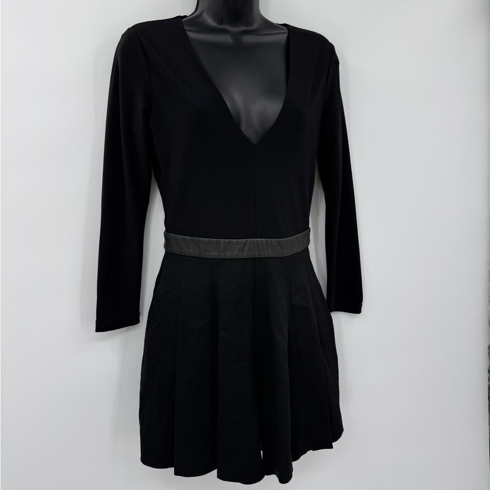 Alice + Olivia Black Long Sleeve Deep V Leather Trim Pleated Romper in Black | 4